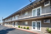 Building Photo - Fairway Apartments