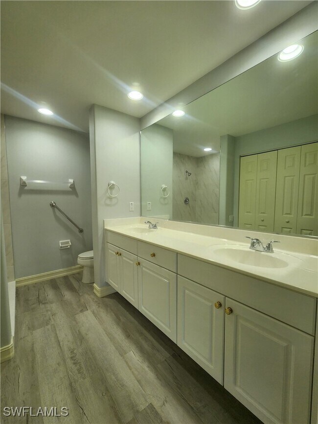 Building Photo - 965 Tarpon Cove Dr