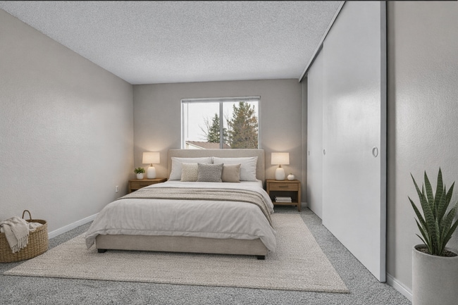 Building Photo - $1,445.95 - 2 Bed, 2 Bath Condo in Denver with In-Unit Laundry!