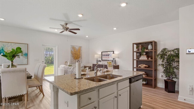 Building Photo - 444 Melrose Wy