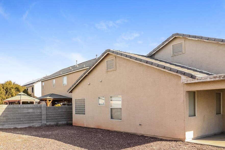 Building Photo - 5421 Sea Water Way