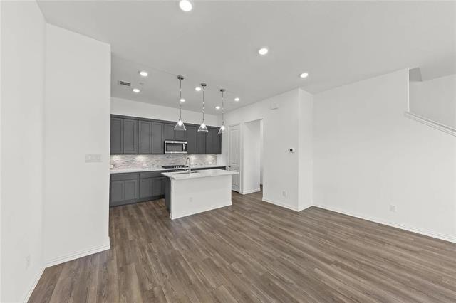 Building Photo - 1064 Old Rosebud Dr