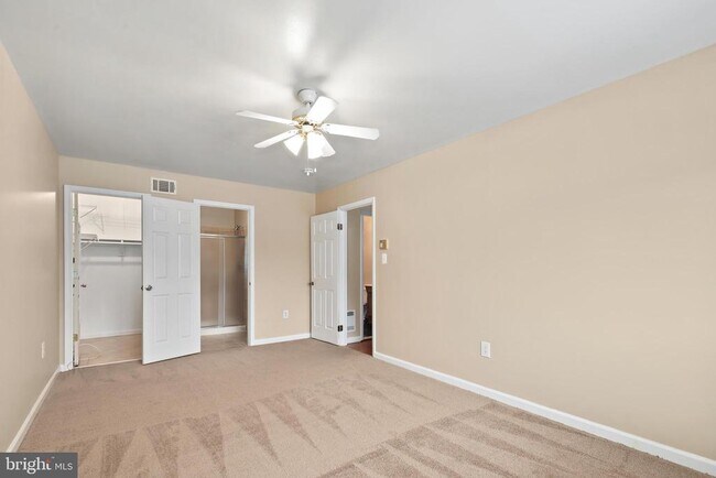 Building Photo - 13421 Delaney Rd
