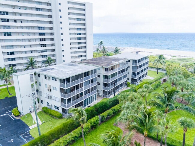 Building Photo - 3600 N Ocean Dr