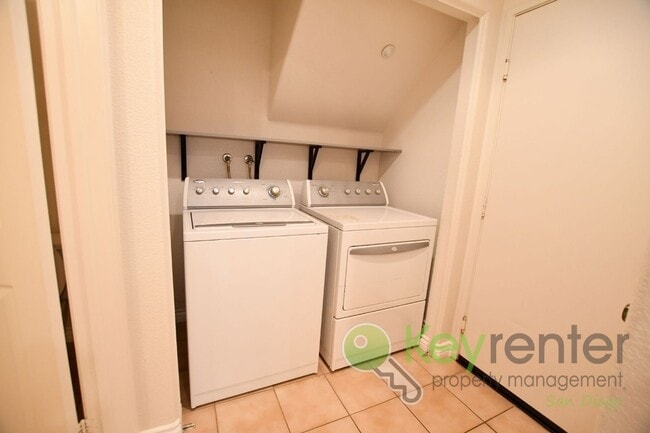 Building Photo - Townhouse in the heart of San Elijo Hills |  San Marcos