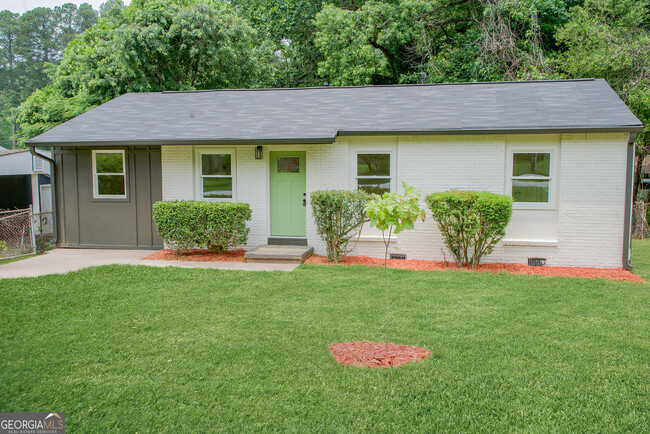 Primary Photo - 2625 Santa Barbara Dr NW