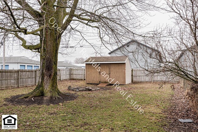 Building Photo - Available now!! ***MOVE IN RENT SPECIAL $550 OFF FIRST MONTH'S RENT!!***