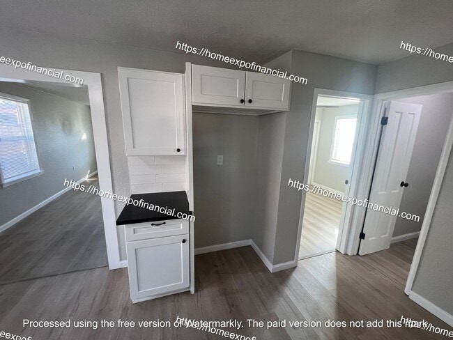 Building Photo - Nice Home For Rent