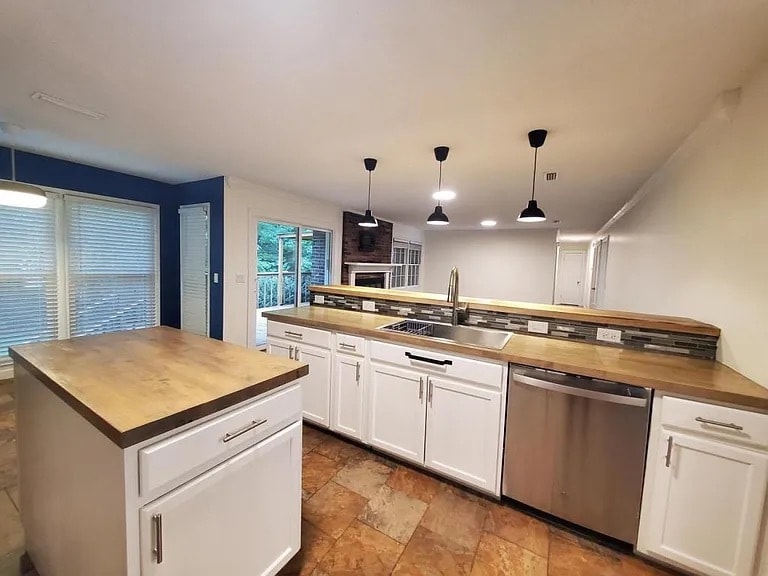 Building Photo - 504 Robin Ln