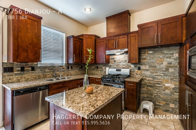 Building Photo - 7756 Dianjou-A