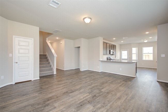 Building Photo - 8403 Baywatch Cir