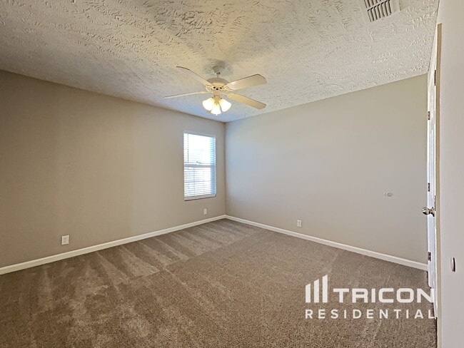 Building Photo - 5018 Nina Marie Ave