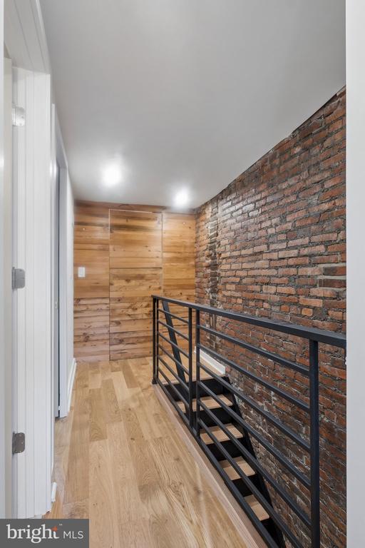 Building Photo - 924 Cantrell St