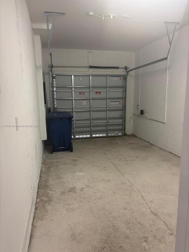 Building Photo - 24601 SW 119th Pl