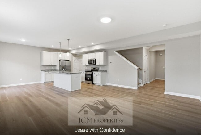 Building Photo - 120 Lambert Fld