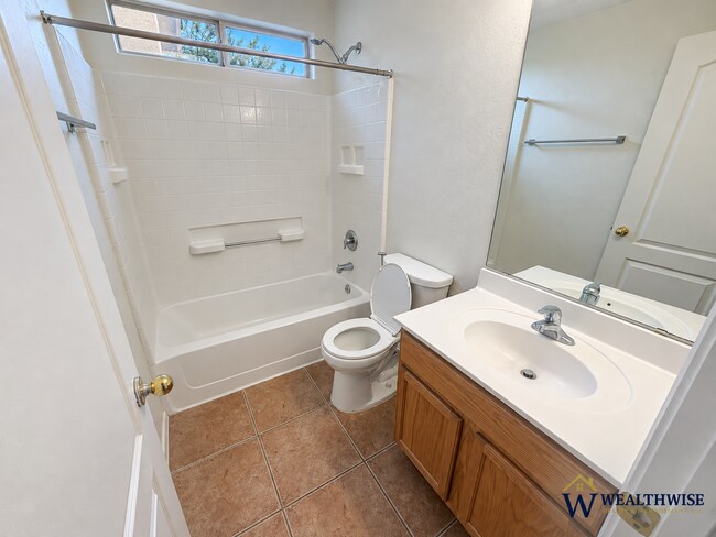 Building Photo - Mountain Views, Large Office/Den & Whole-Home Water Purification — Eagle Crest Ranch