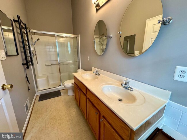 Building Photo - 74 Harbour Heights Dr