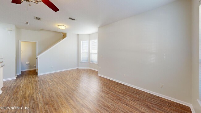 Building Photo - 448 Sherwood Oaks Dr