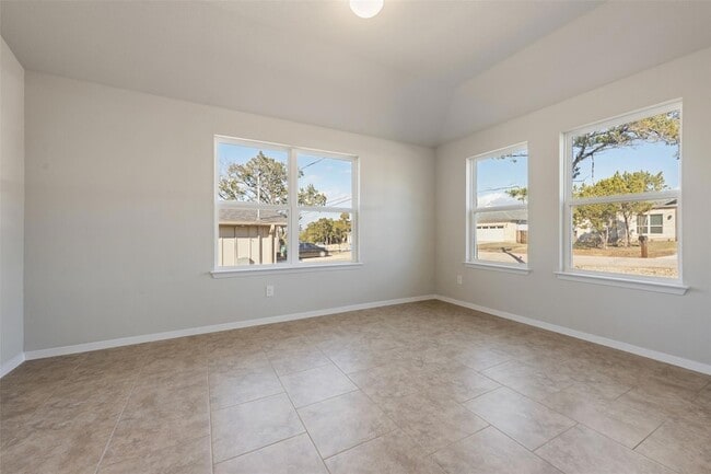 Building Photo - 4302 Lindberg Ln