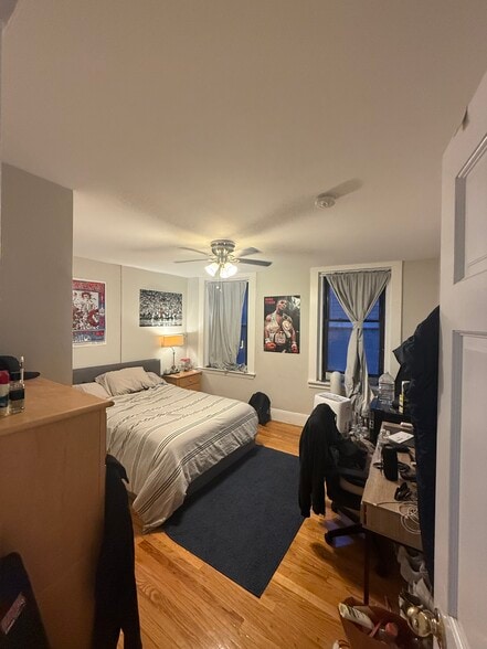 Building Photo - 220 Hanover St