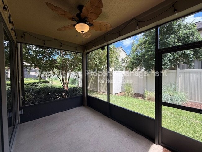 Building Photo - 7028 Beauhaven Ct