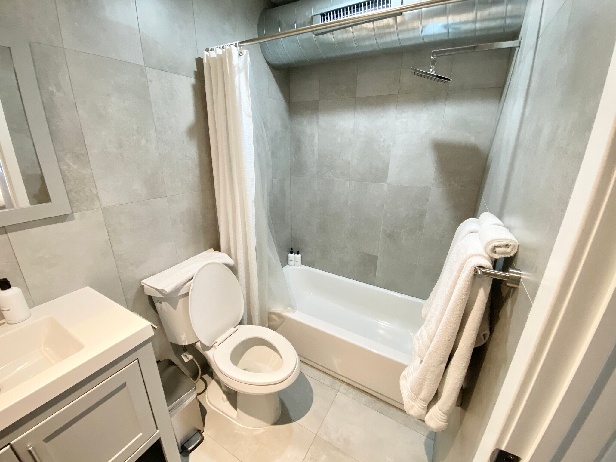 Building Photo - 1436 N 7th St