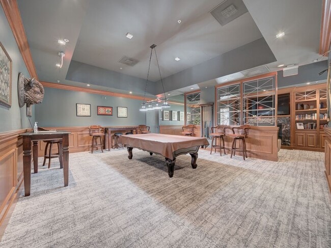 Building Photo - 3101 N Hampton Dr