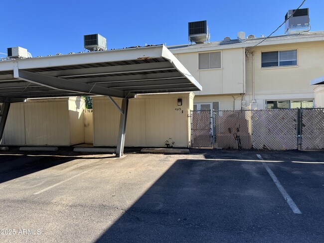 Building Photo - 4573 S Mill Ave