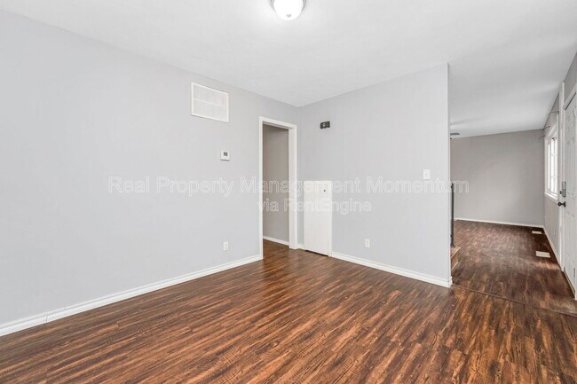 Building Photo - 603 E Greenwood St