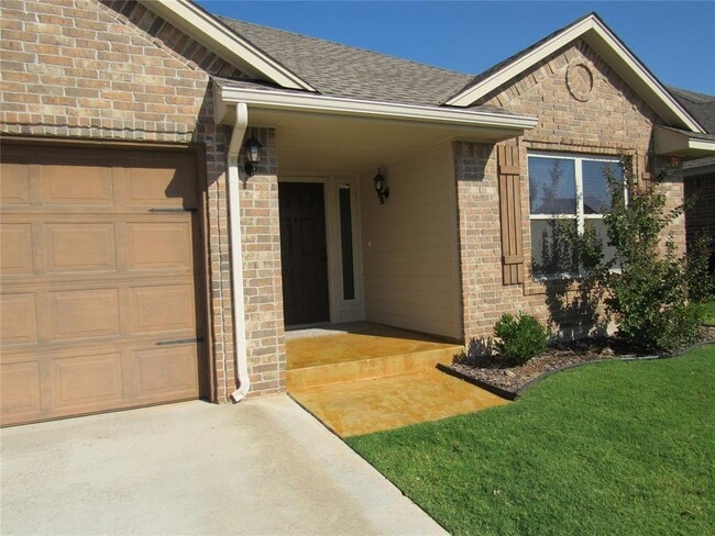 Building Photo - 17516 Black Hawk Dr