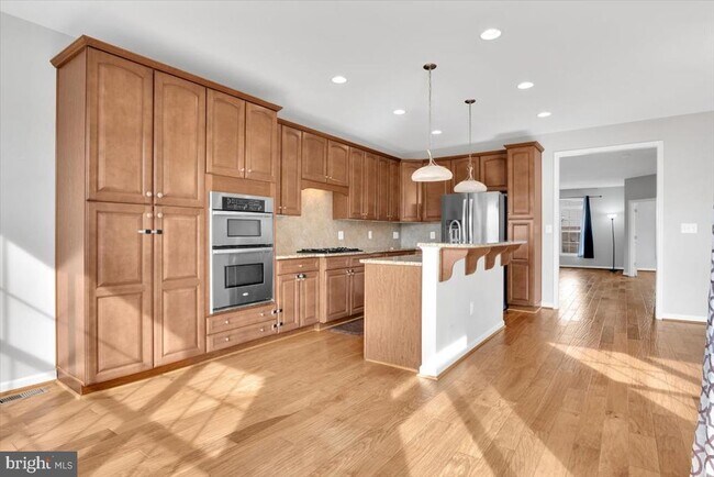 Building Photo - 41625 Broxbourne Terrace