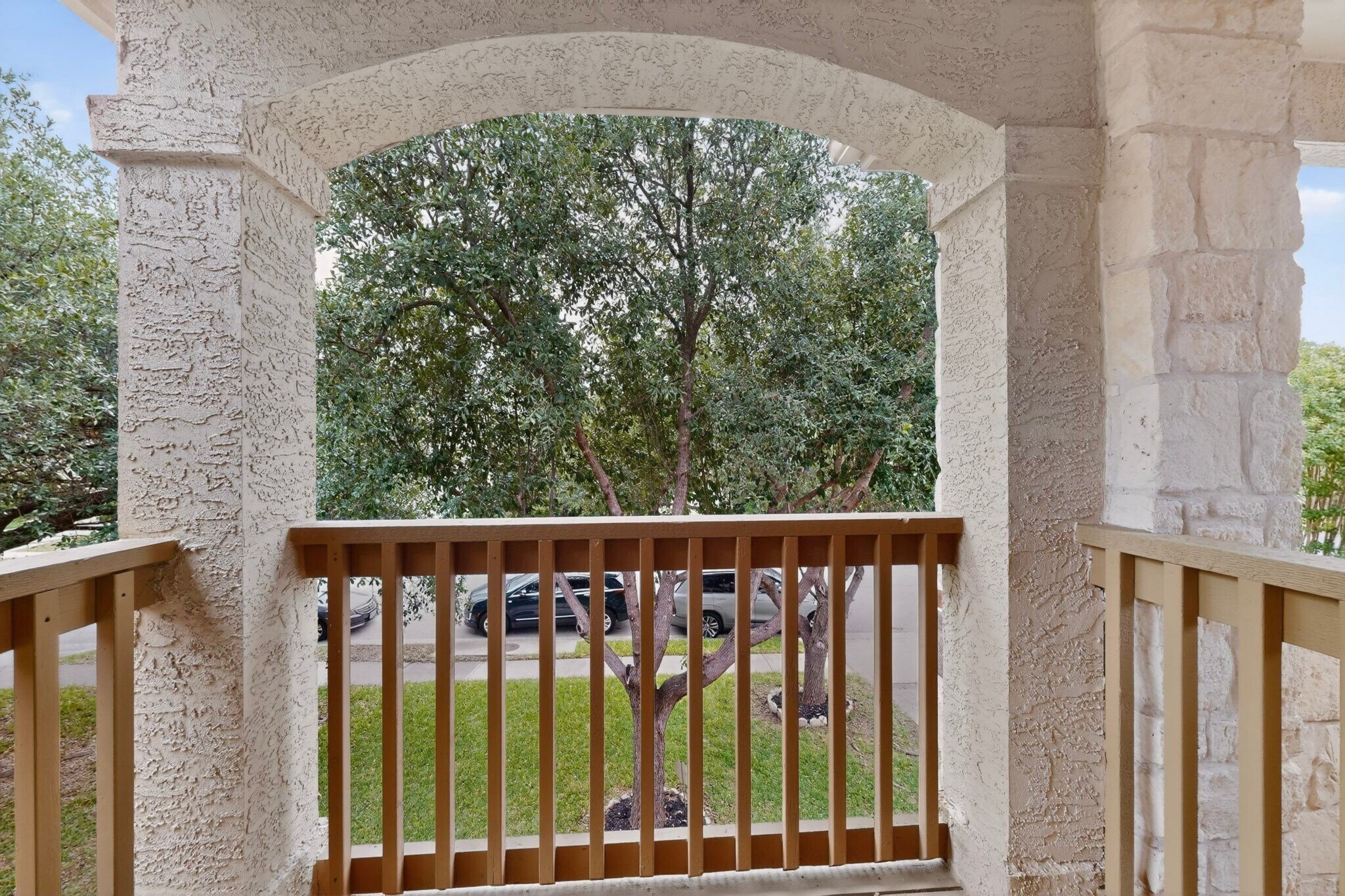 Building Photo - 2659 Salorn Way