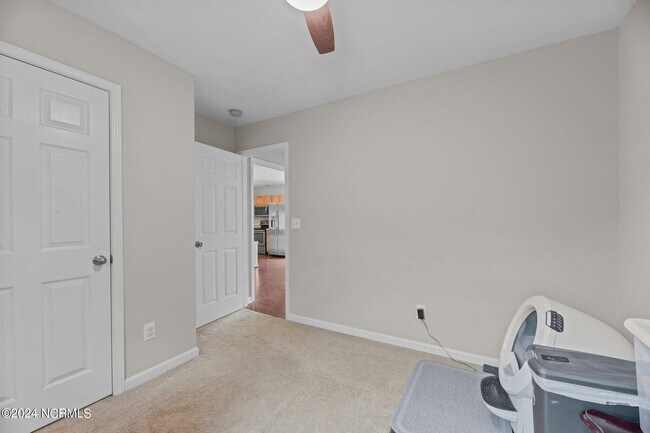 Building Photo - 131 Oakley Dr