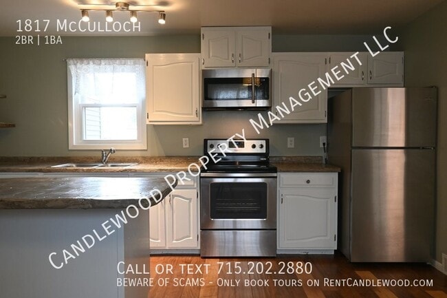 Building Photo - Pet Friendly 2-Bedroom Home w/ Garage & La...