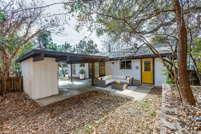 Building Photo - 400 Cherry Hill Dr