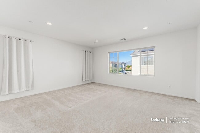 Building Photo - 3915 E Fincastle St