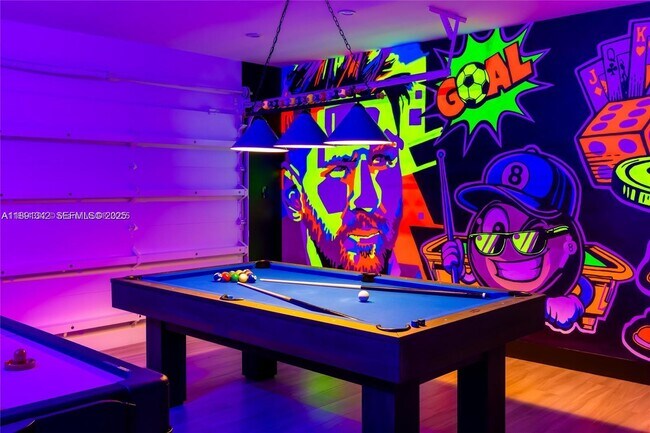 Building Photo - 3221 SW 140th Ave