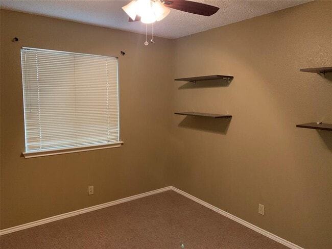 Building Photo - 17130 Copperhead Dr