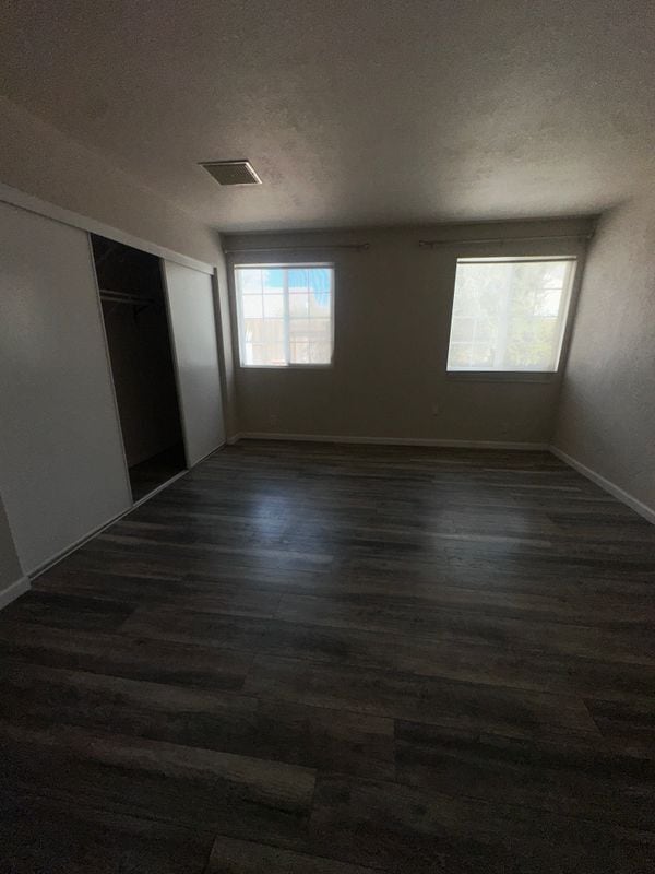 Building Photo - 43770 Santa Rosa Cir