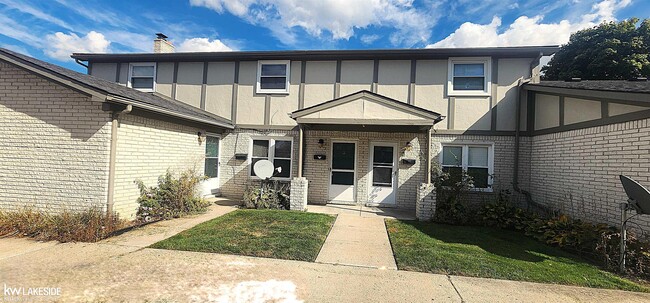 Primary Photo - 28838 Pardo St