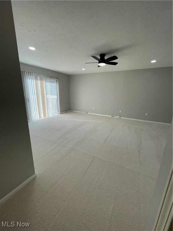 Building Photo - 22257 River Walk Rd