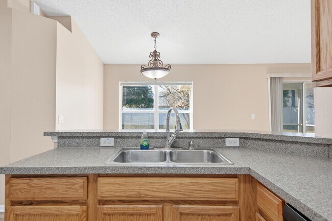 Building Photo - Beautiful 3 Bedroom Home for Rent in Palm Coast!