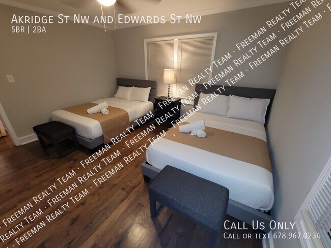 Building Photo - 1471 Akridge St NW