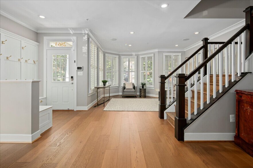 Building Photo - 2863 11th St N