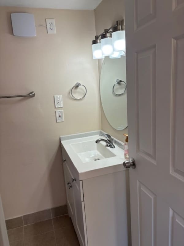 Building Photo - 35807 Schley Ave