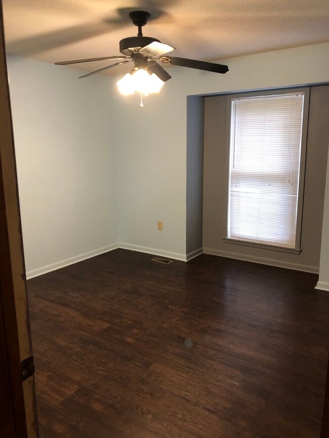 Building Photo - Charming 3-Bedroom Home in a Great Searcy Location!