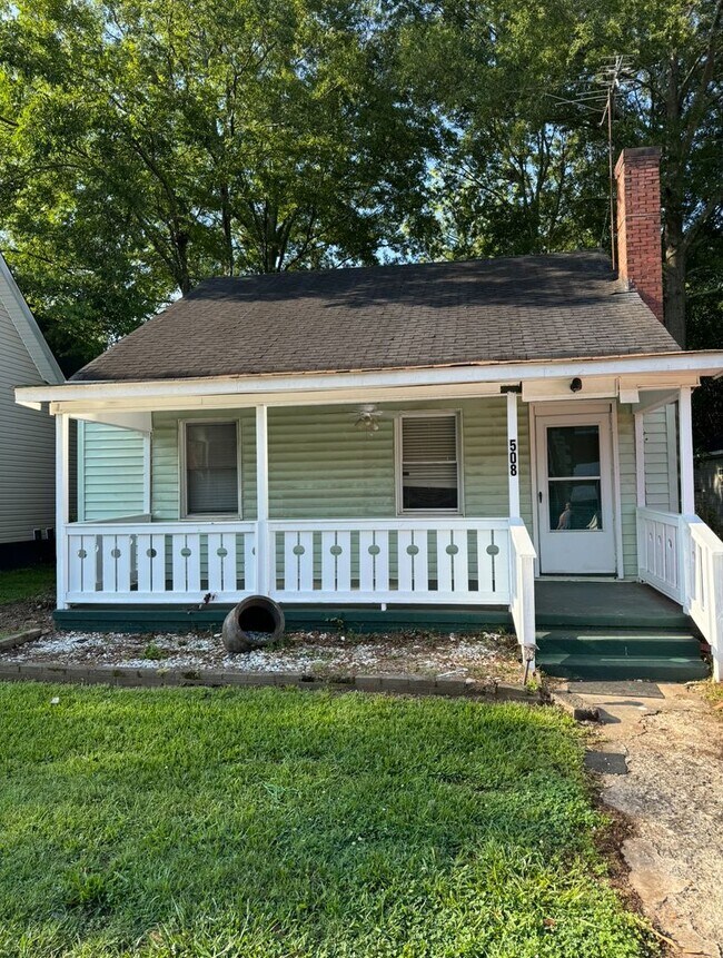 Primary Photo - Home for rent!