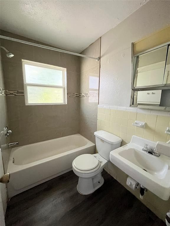 Building Photo - 3106 Duval St