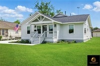 Building Photo - 522 Caplin St