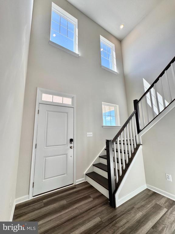Building Photo - 19 Trout Lily Dr